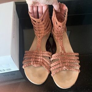 Matisse Sol Size 8 Pink Sandals